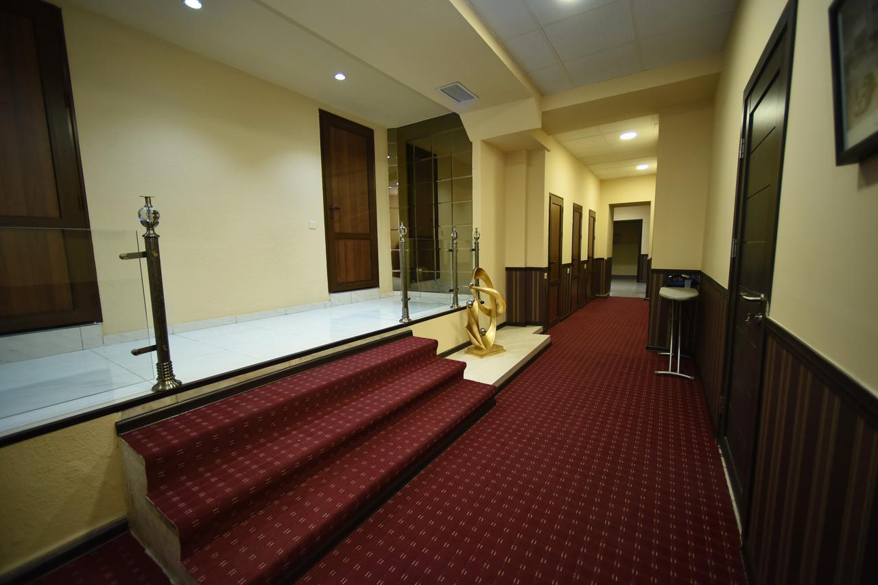 Yerevan Inn Hostel Exterior foto